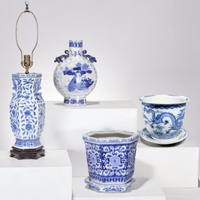 Chinese & Japanese style blue & white porcelains