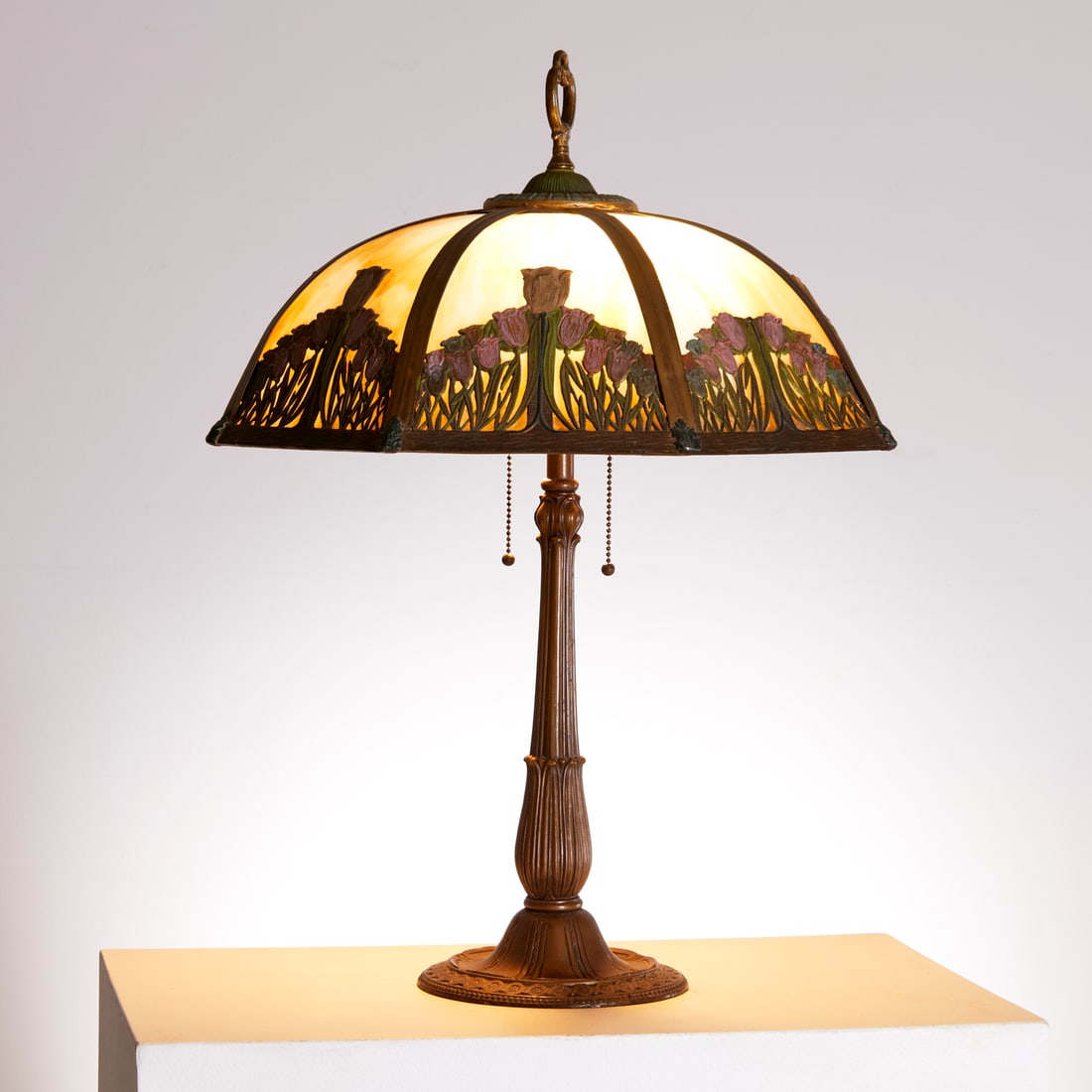Miller Lamp Co., slag glass table lamp (1 of 9)