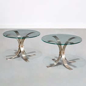 Osvaldo Borsani (manner), pair side tables