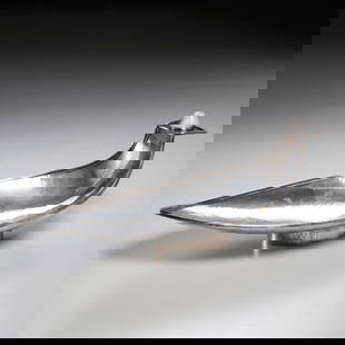 Kasityota Pirkan-Kulta Oy, hammered silver dish: Kasityota Pirkan-Kulta Oy, hammered silver dish, Date marked for 1962, Finland, 916H silver dish with raised rim and white onyx stone, hallmarked, 4"h x 11.5"l x 5"w, approx. 6.8ozt