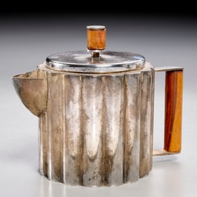 Ilonka Karasz, Art Deco teapot
