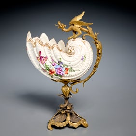 KPM bronze, porcelain Nautilus centerpiece