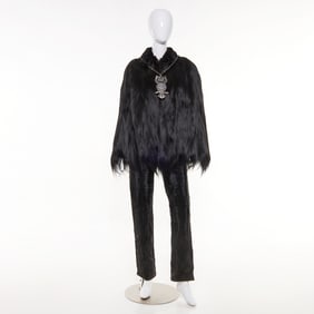 Short fur cape with sheared fur pant