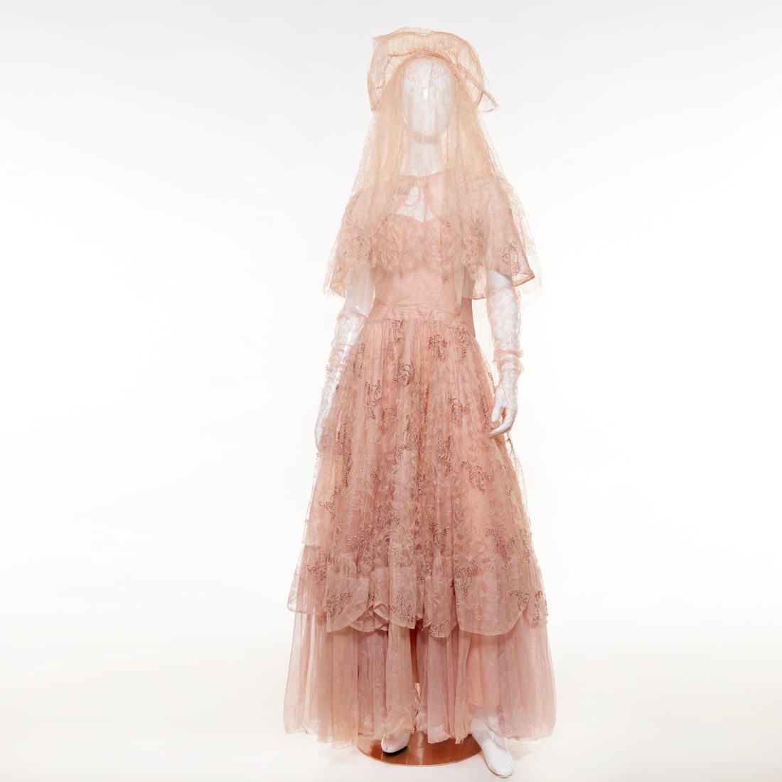 Iris Apfel's bridal gown