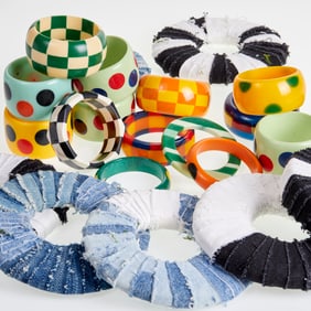 Large group novelty bangle bracelets
