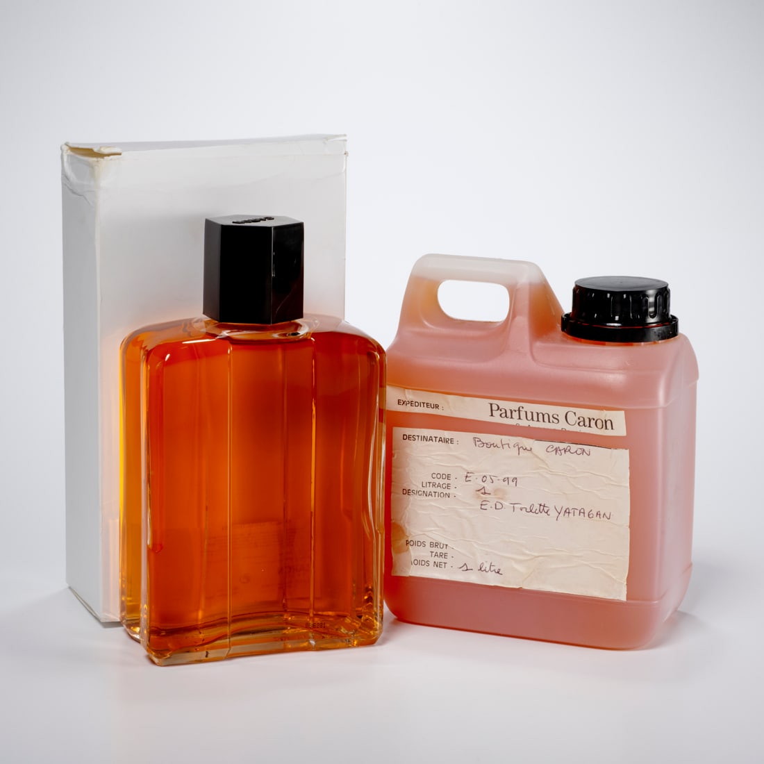 Parfums Caron Paris Yatagan refills (1 of 5)