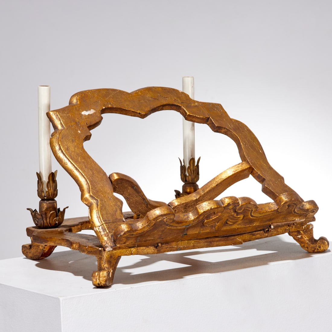 Antique Italian giltwood book stand (1 of 6)