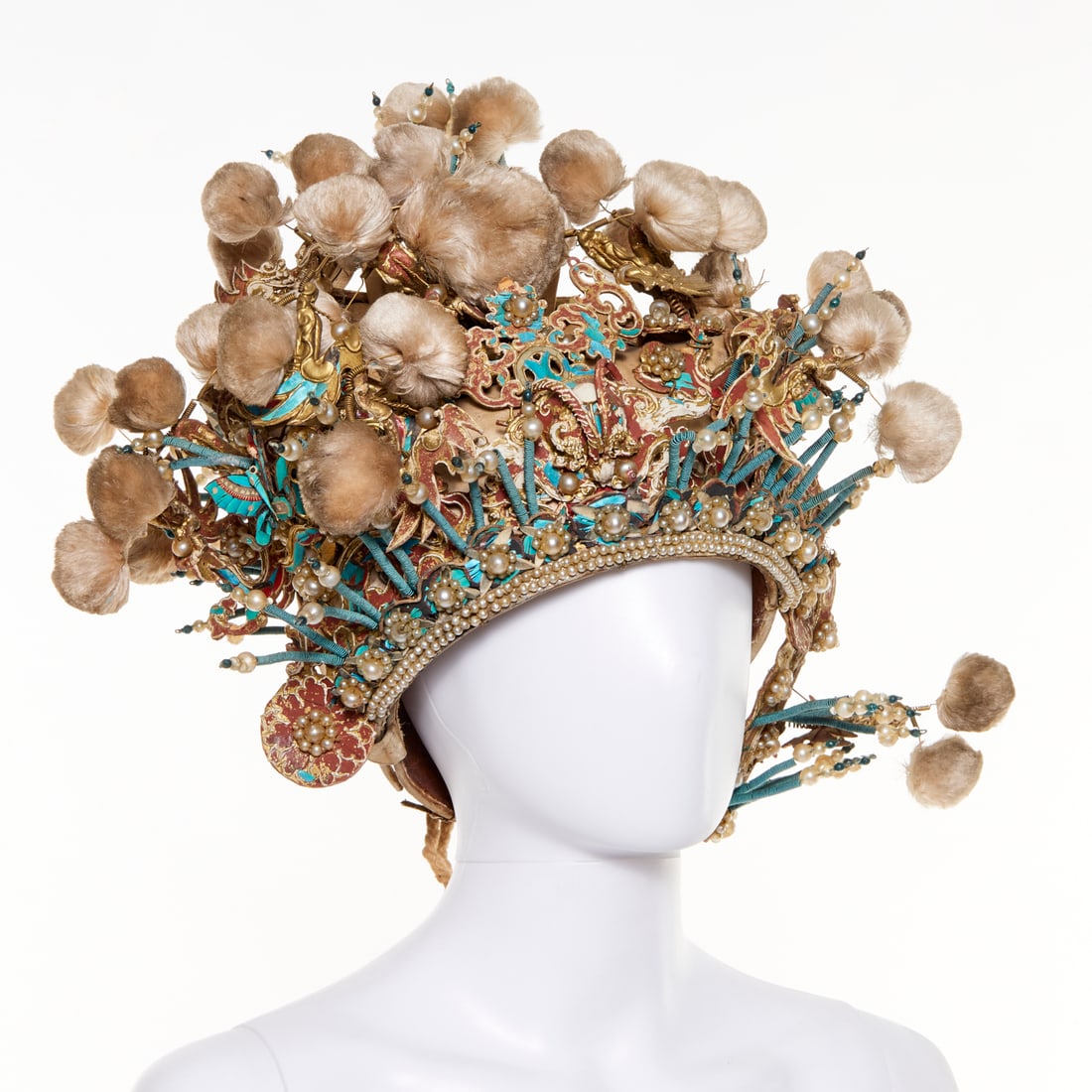 Antique Chinese kingfisher headdress: Antique Chinese kingfisher headdress, Qing Dynasty (1644-1912), metal wire frame with cloth mold, pierced kingfisher feather motifs including butterfly, dragon, and mask, adorned with glass beads and