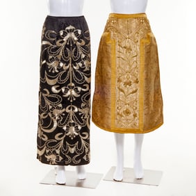 (2) Embroidered metal thread skirts