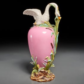 Hugo Lonitz (style), large porcelain Swan ewer