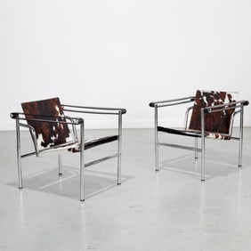 Pair Perriand, Jeanneret & Corbusier LC-1 chairs