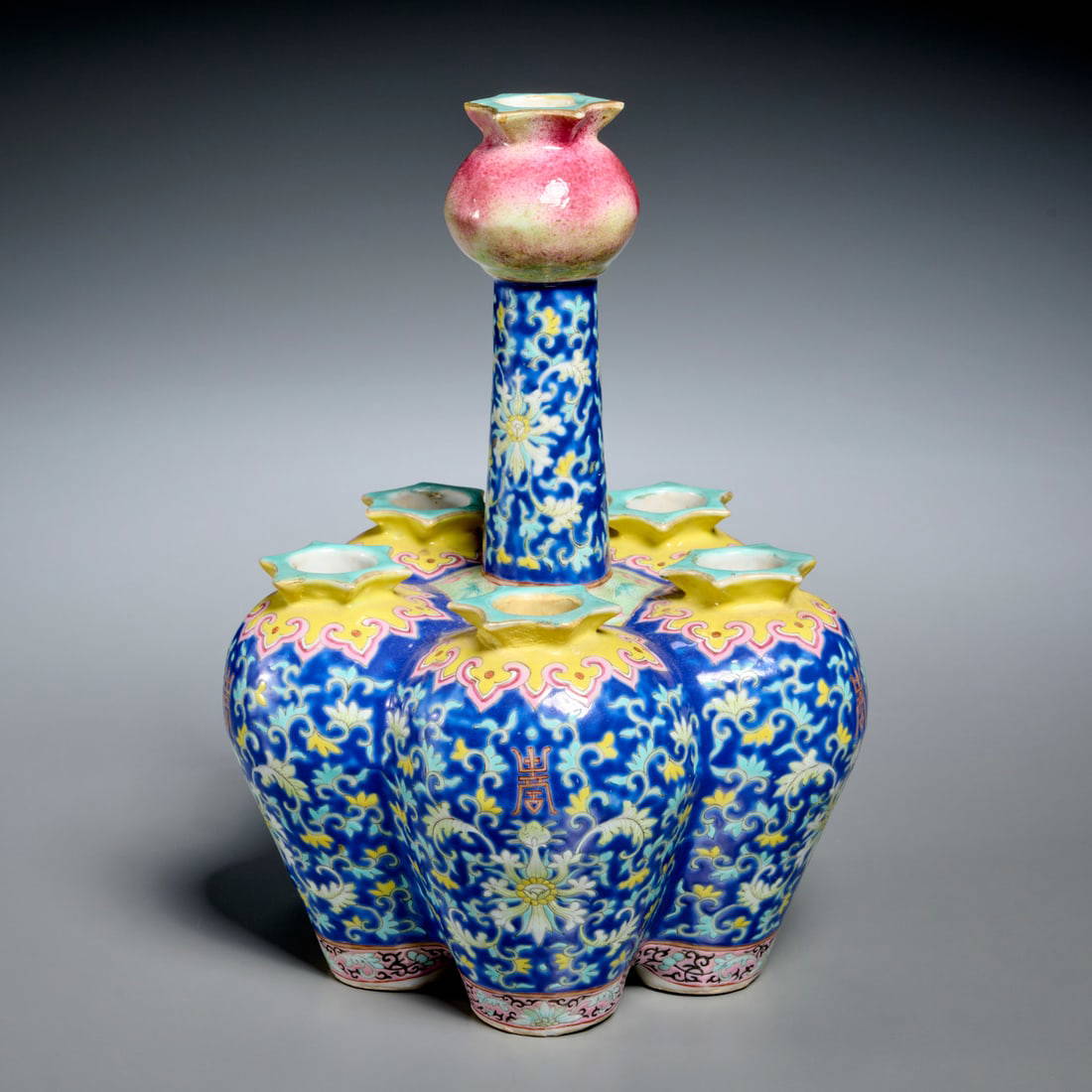 Chinese famille rose enameled porcelain tulip vase