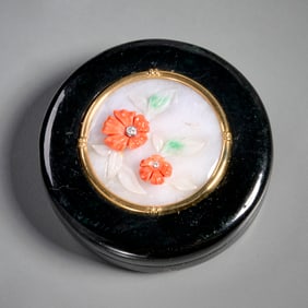 Chinese gold and jade inset powder box