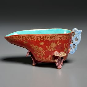 Chinese enameled porcelain libation cup