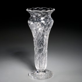 Large Sinclaire floral-cut crystal pedestal vase