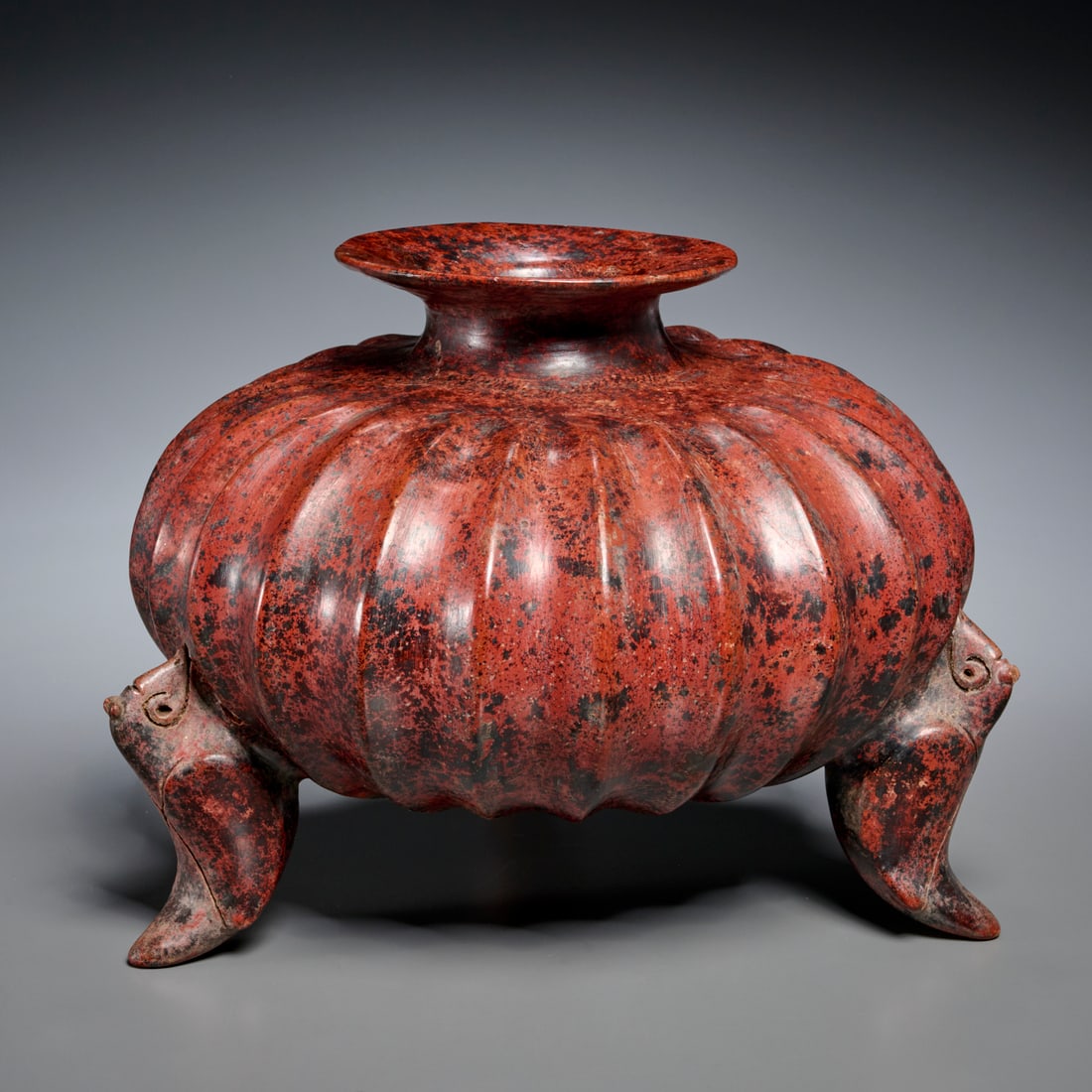 Colima pottery gadrooned tripod parrot jar (1 of 7)