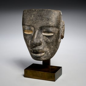 Pre-Columbian Teotihuacan stone maskette