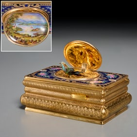 Continental gilt and enamel singing bird box