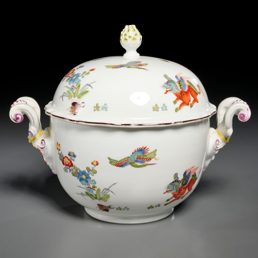 Meissen kakiemon porcelain tureen (1 of 8)