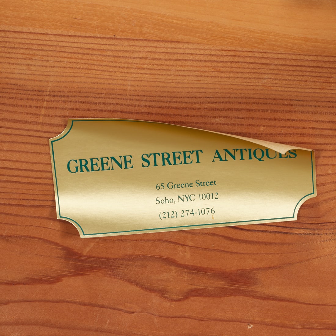 Pair Continental bedside cabinets - 4