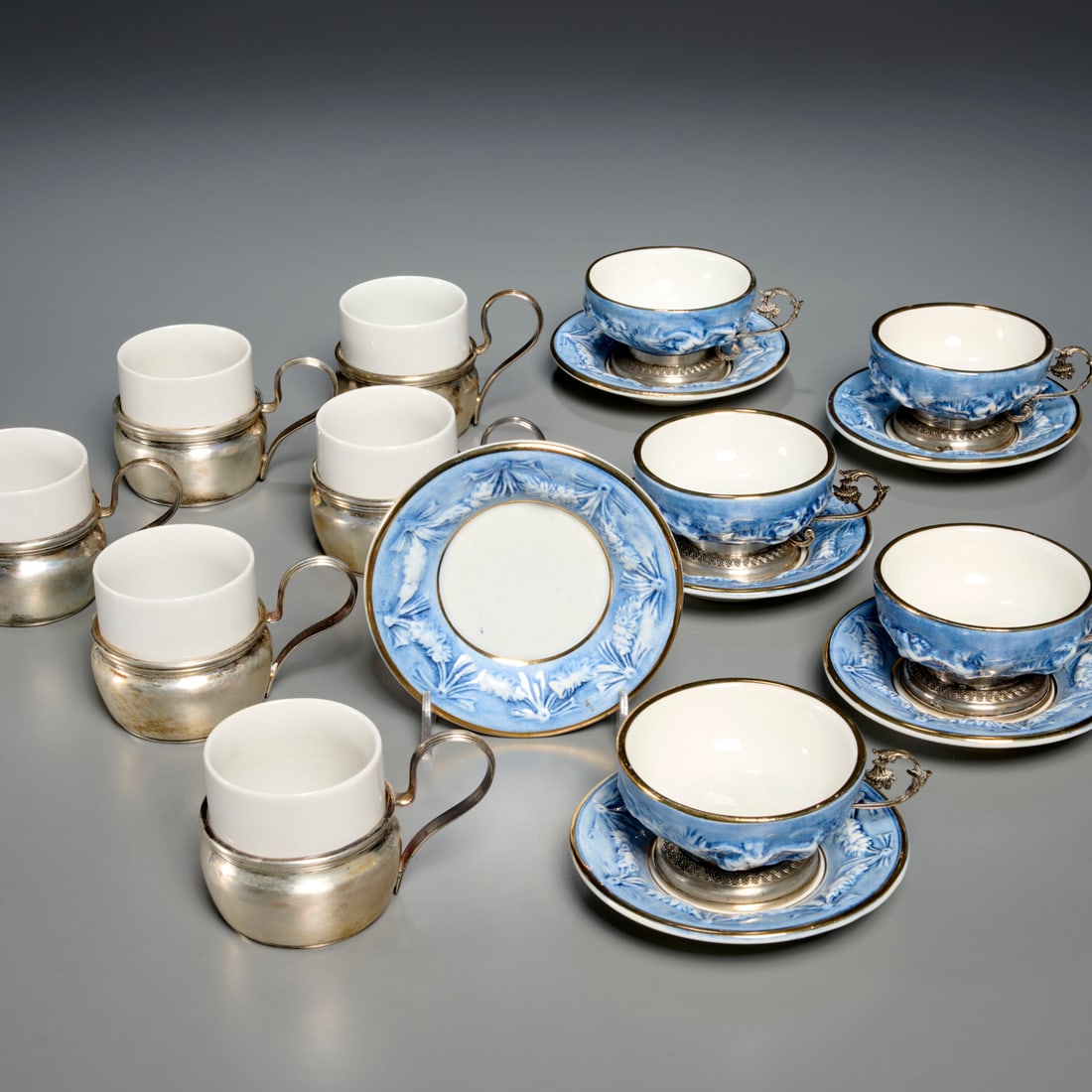 Set Capodimonte silver-mounted cups & saucers (1 of 8)