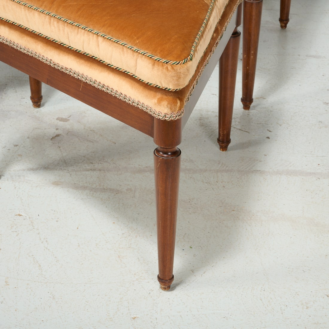 Set (3) triangular stools - 2