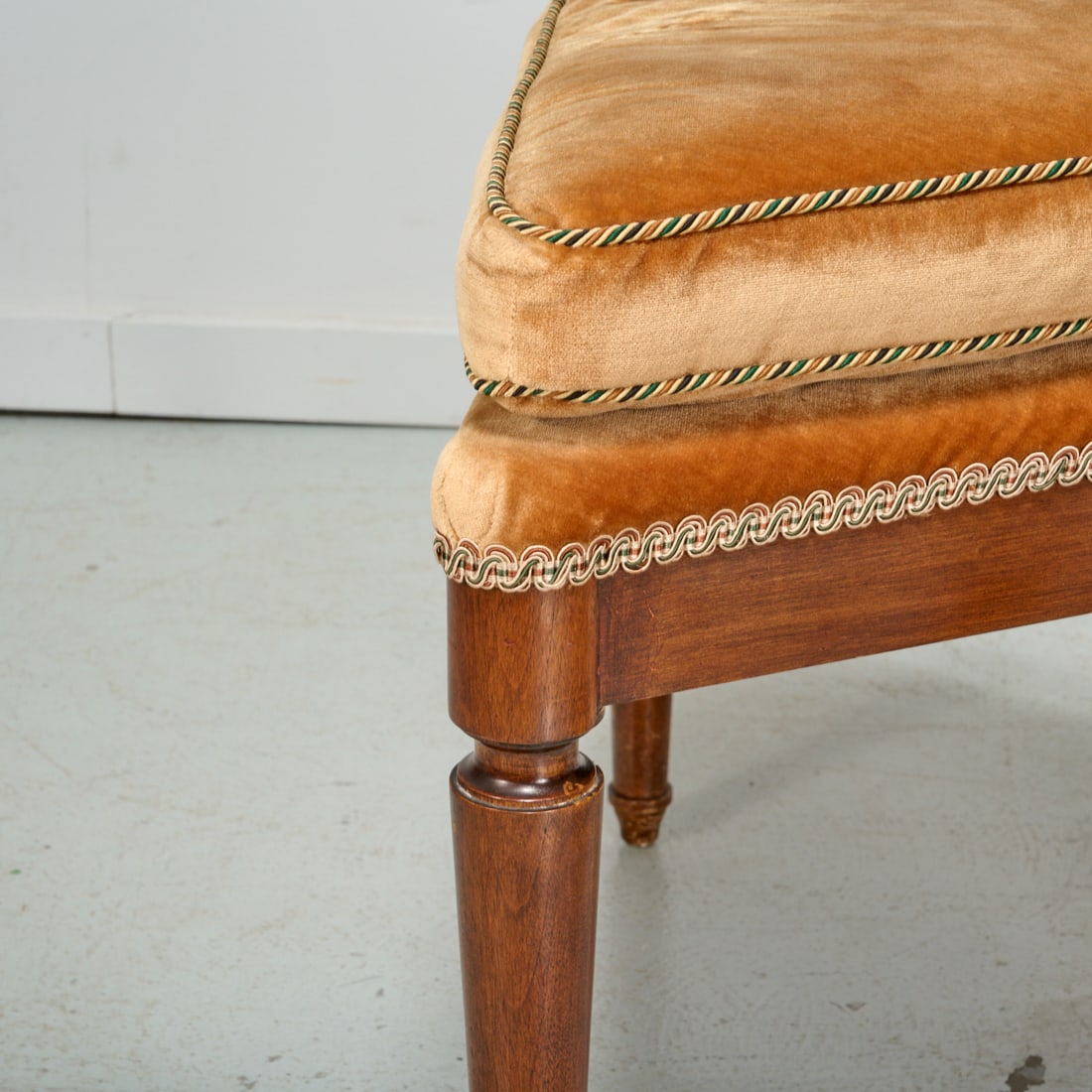 Set (3) triangular stools - 3