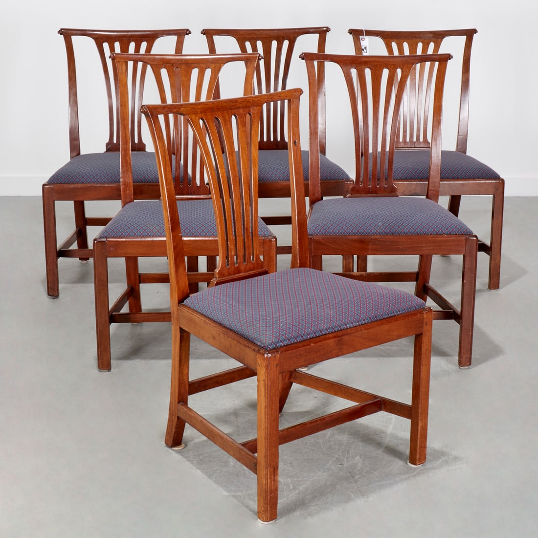 Set (6) Chippendale mahogany dining chairs (1 of 6)