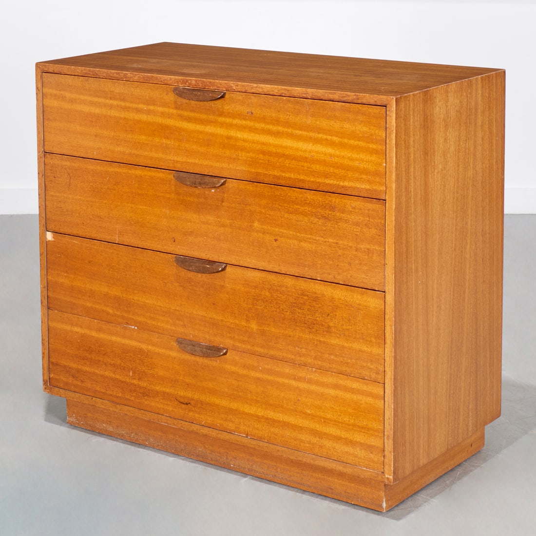 Harvey Probber chest of drawers (1 of 6)