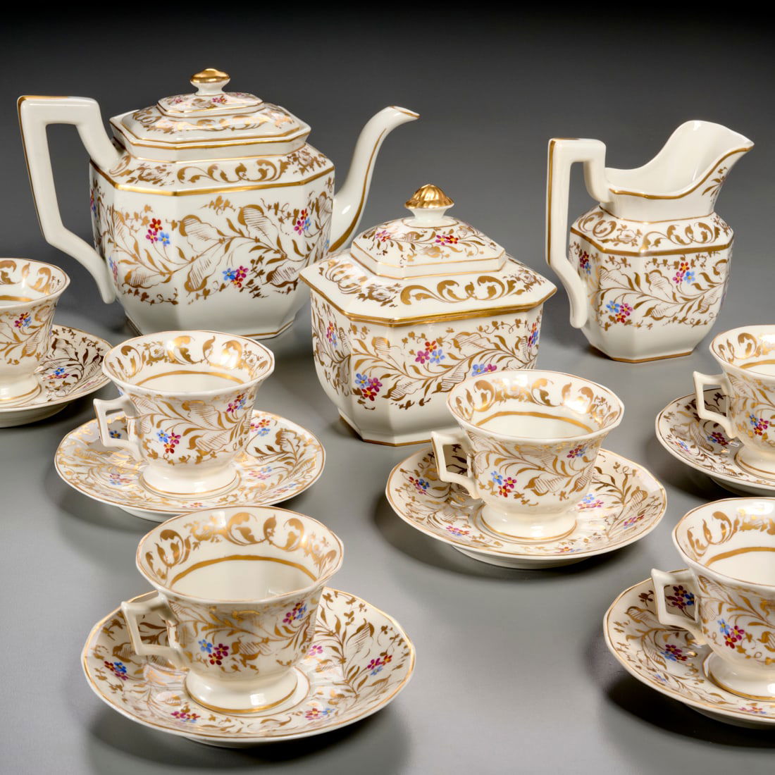 Paris porcelain tea set (1 of 7)