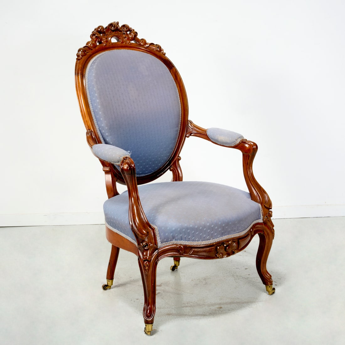Rococo Revival rosewood gentleman's armchair (1 of 6)