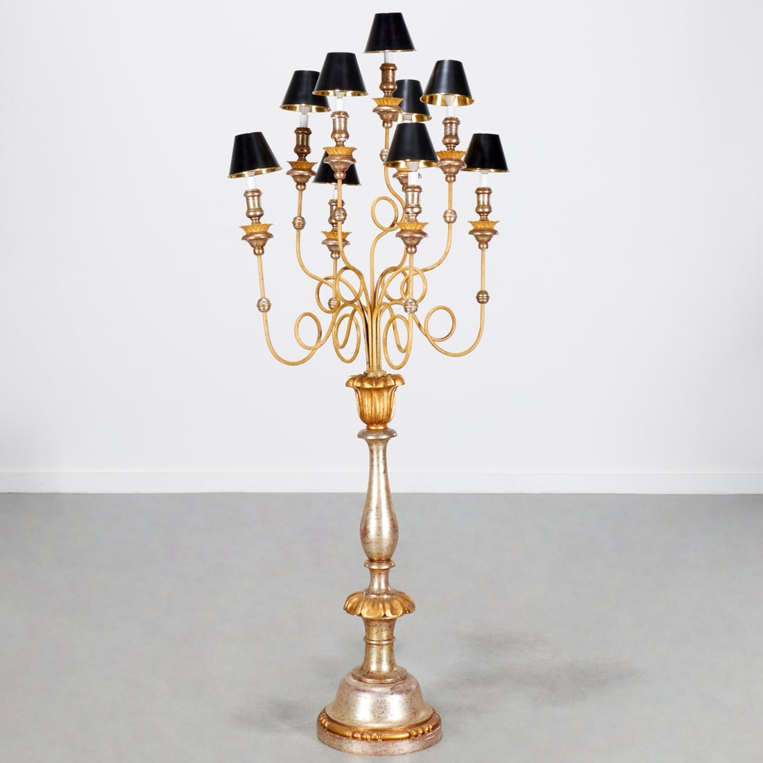 Mid-Century Italian candelabra floor lamp (1 of 7)