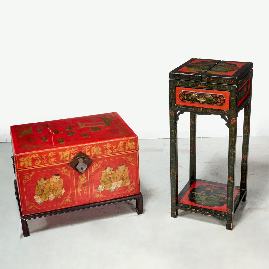 Chinese lacquered trunk and vanity stand (1 of 10)