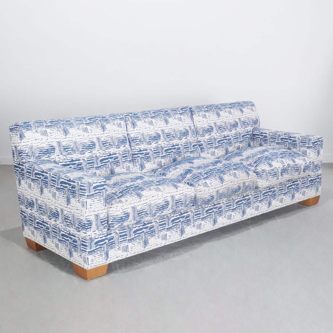 J.M. Frank style, sofa, Peter Marino (1 of 7)
