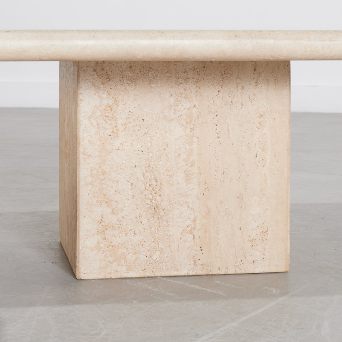 Angelo Mangiarotti (style), travertine table trio - 3