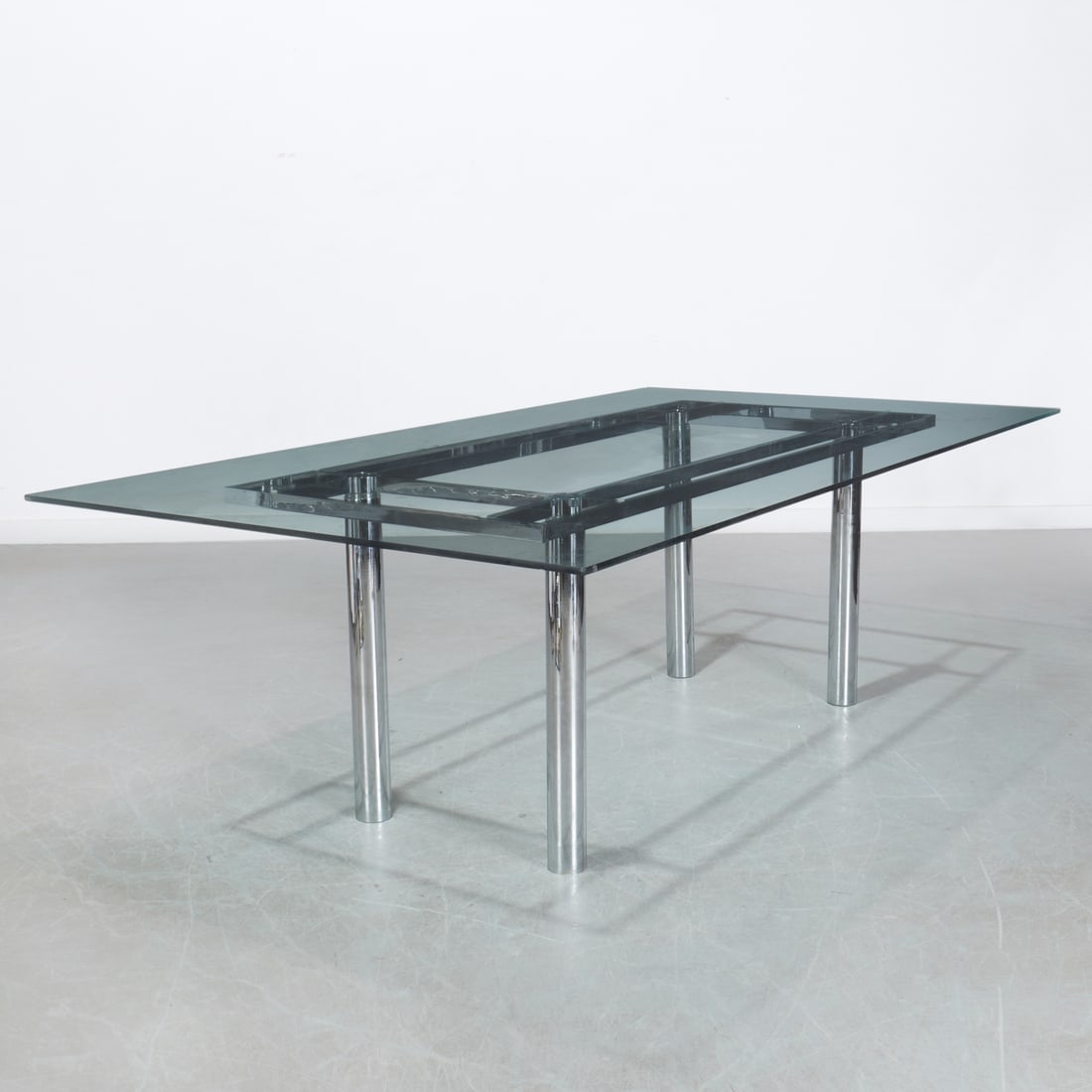 Tobia Scarpa for Knoll, "Andre" dining table (1 of 7)