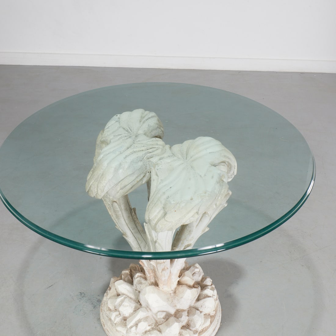 Serge Roche (manner), center table - 2