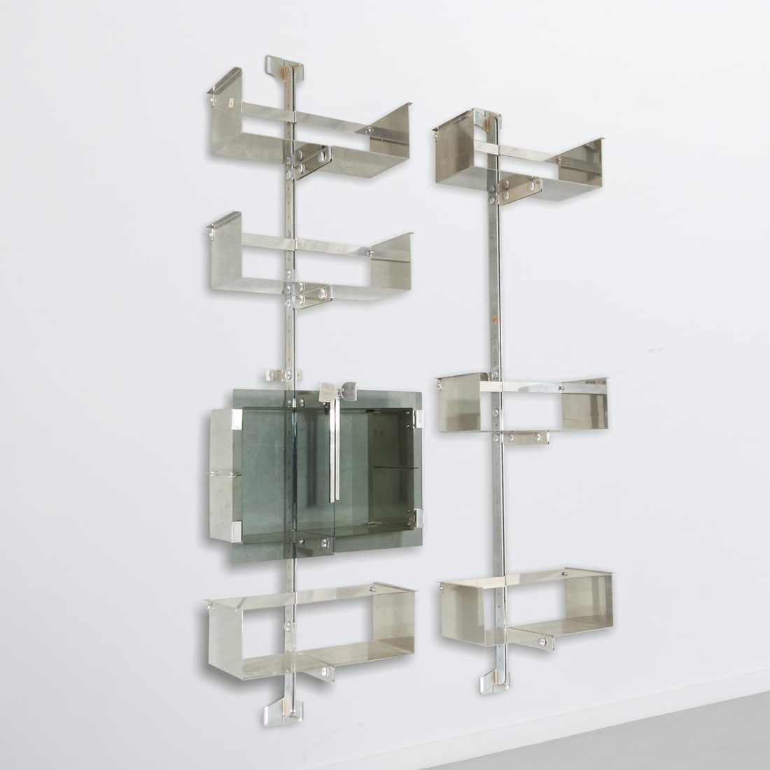 Vittorio Introini for Saporiti P700 wall unit (1 of 6)