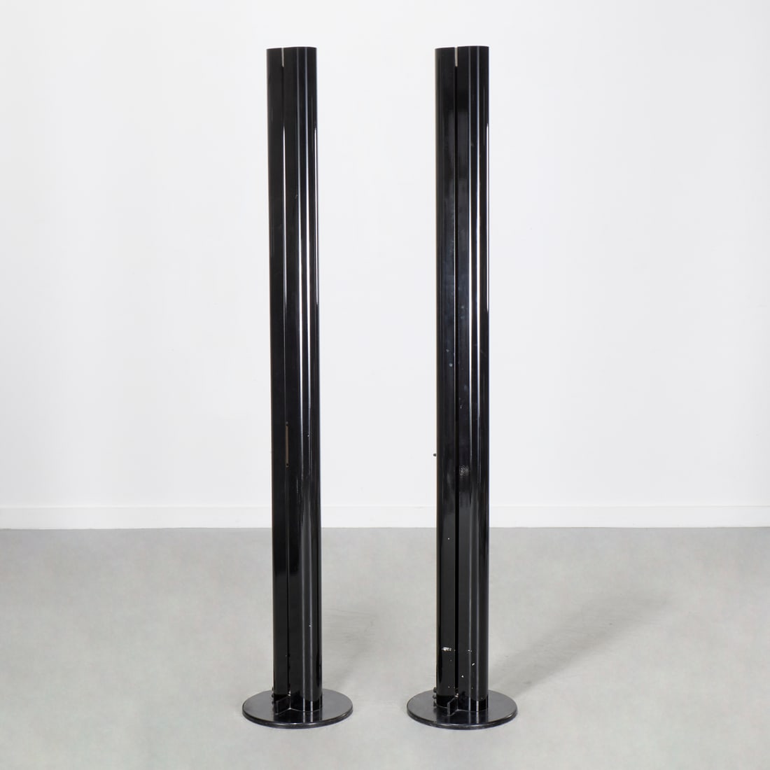 Gianfranco Frattini, pair "Megaron" floor lamps (1 of 7)