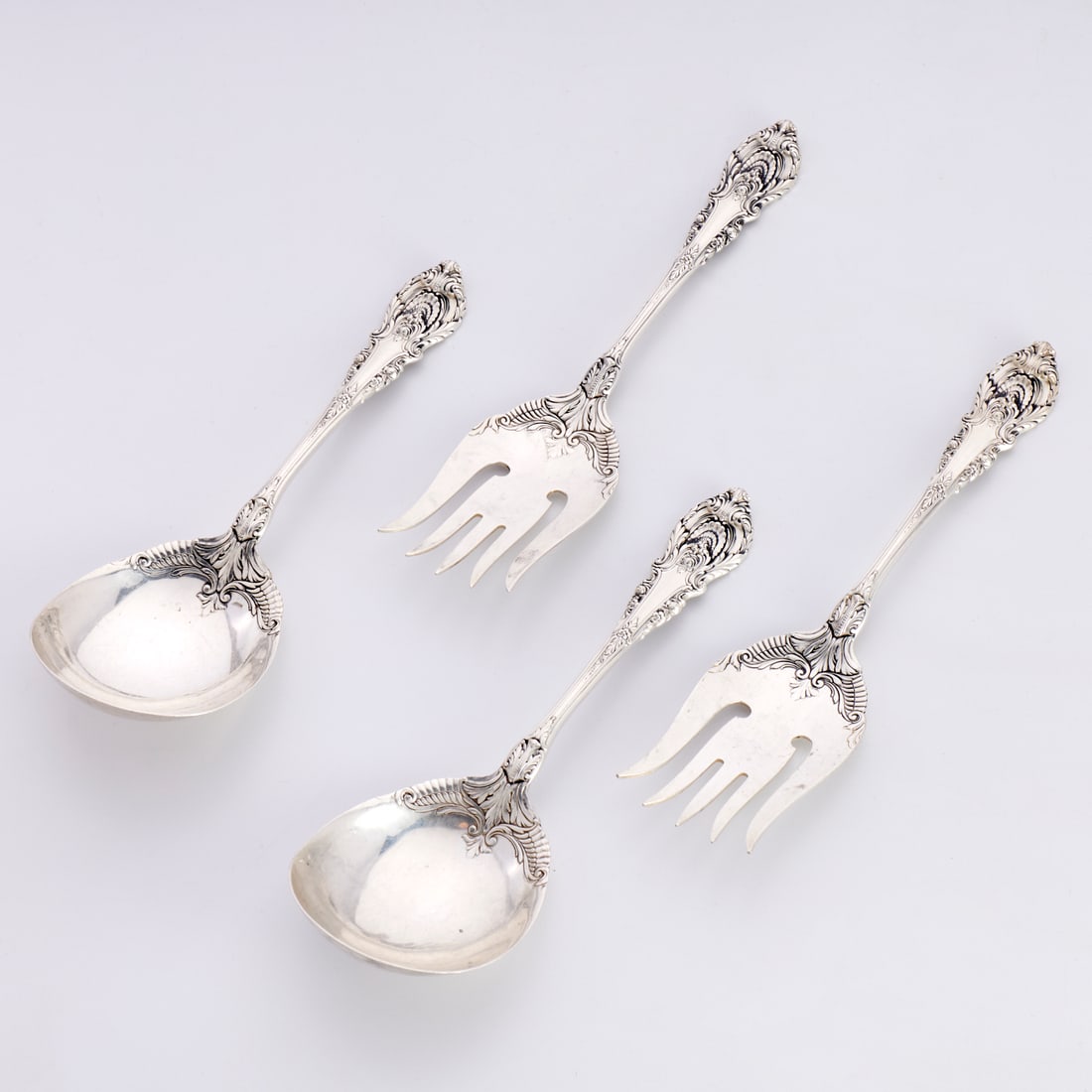 (4) Wallace sterling silver serving utensils (1 of 8)