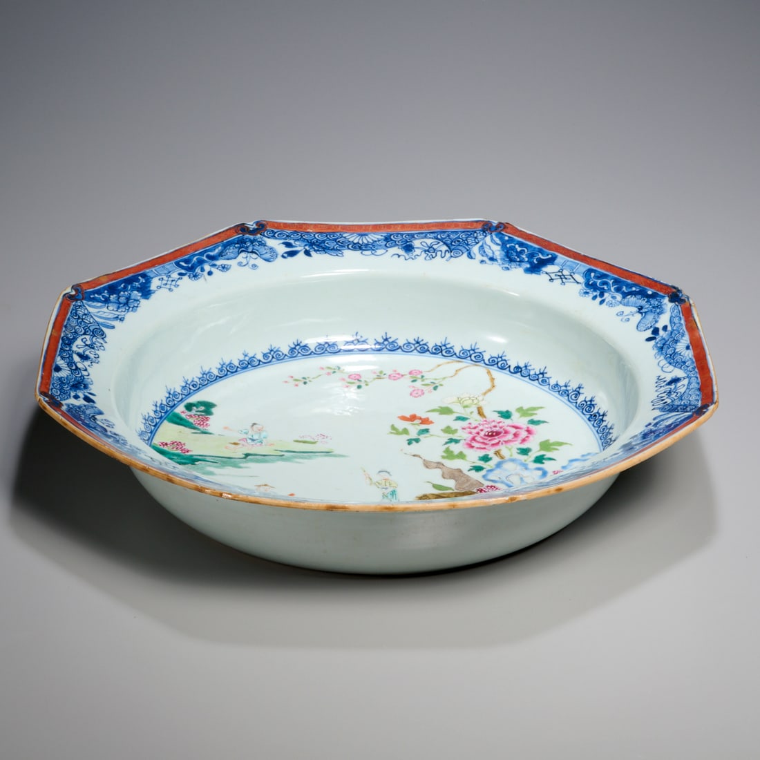 Chinese Export octagonal porcelain basin - 5