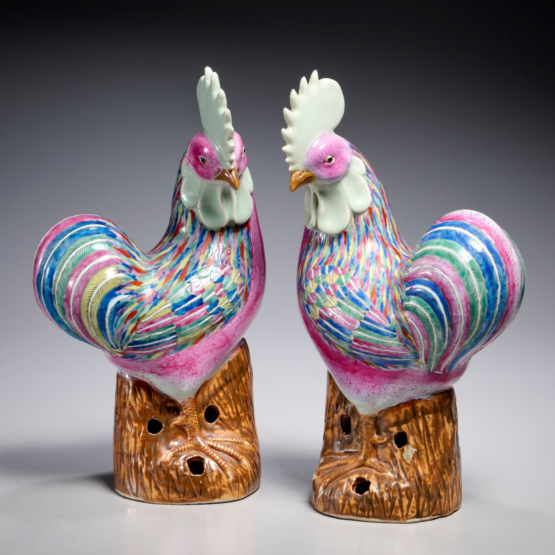 Nice pair Chinese Export porcelain roosters (1 of 7)