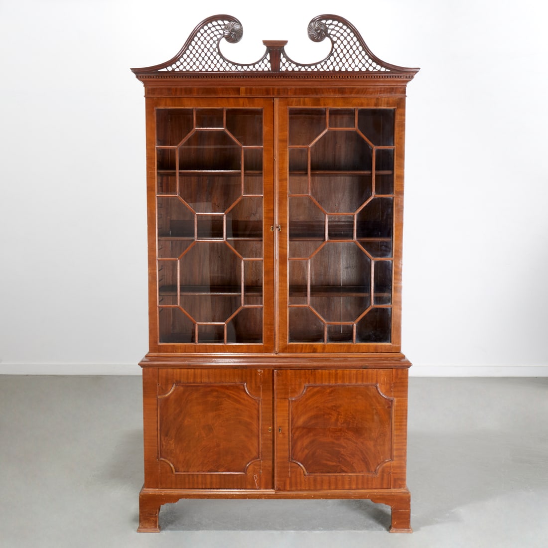 George III mahogany bookcase cabinet (1 of 9)
