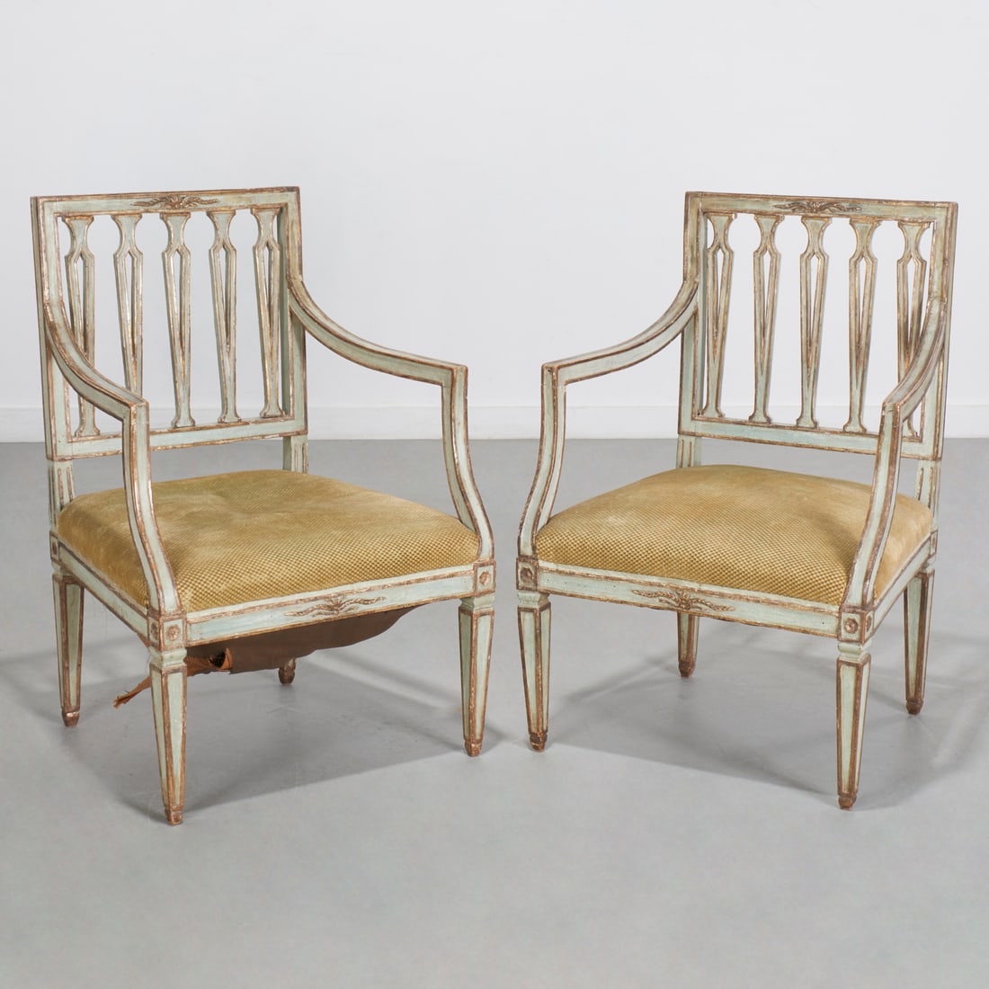 Nice pair Italian Neoclassical painted armchairs (1 of 7)