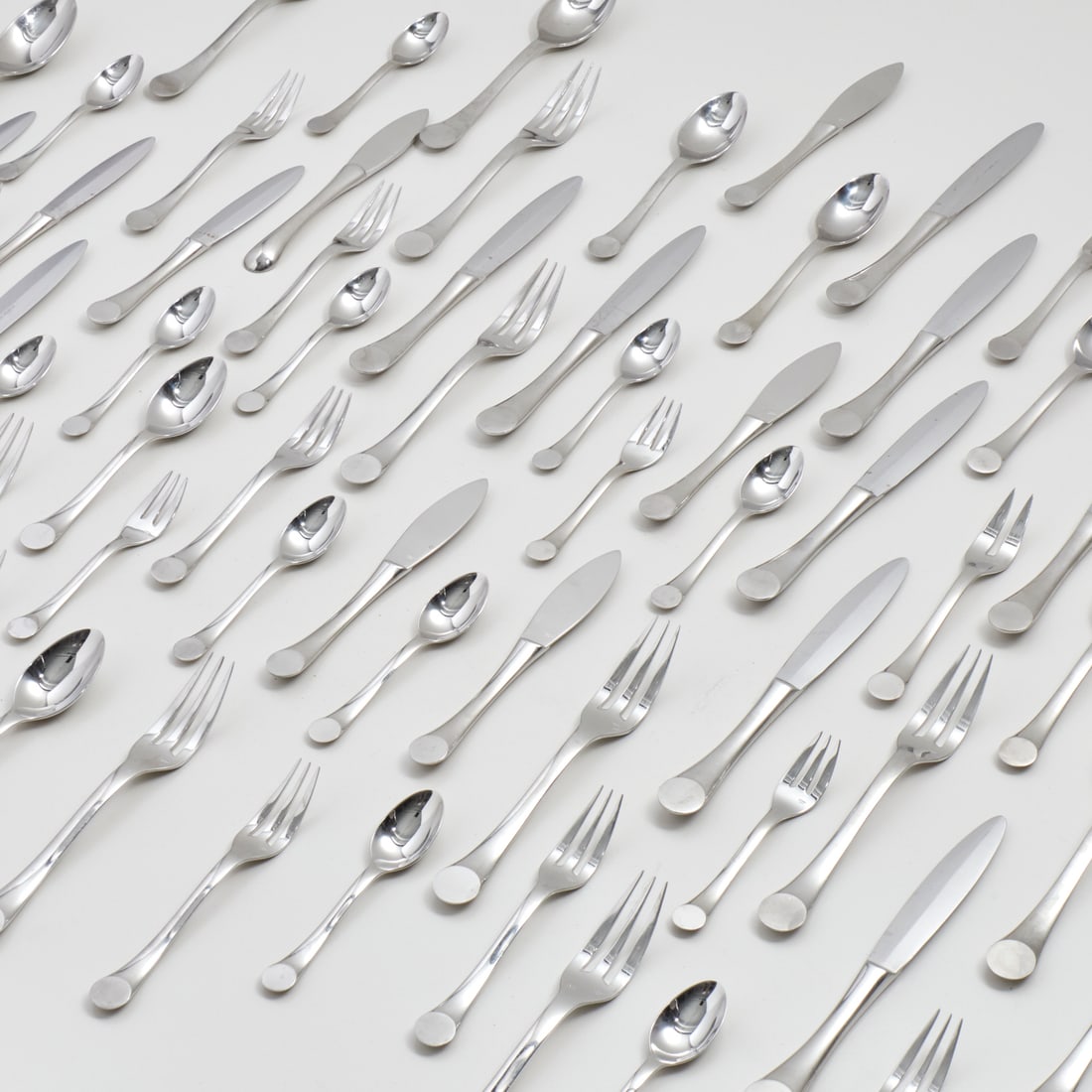 Puiforcat "Wave" stainless steel flatware set (1 of 7)