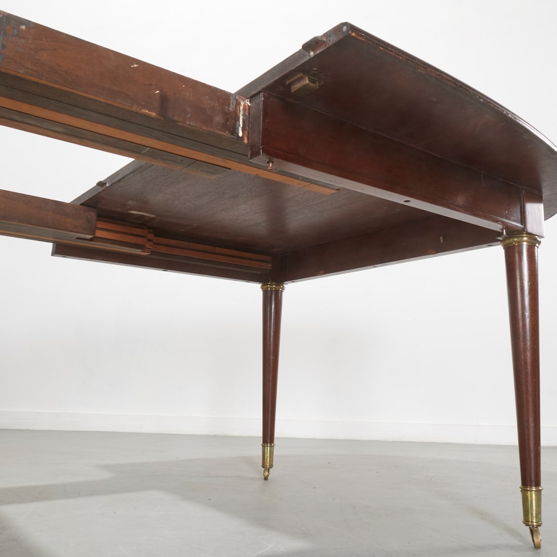 Maison Jansen, mahogany dining table, signed - 5