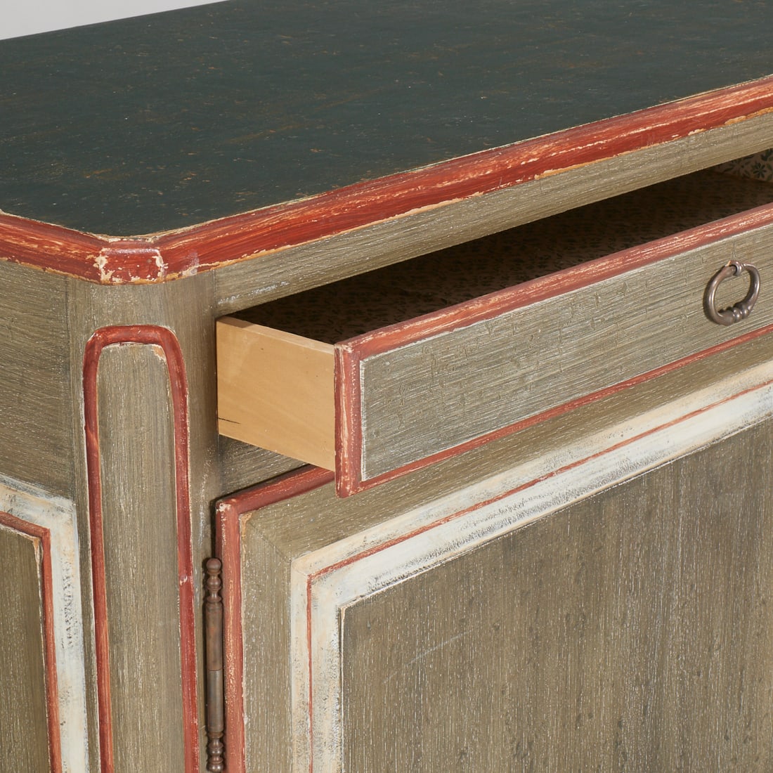 Niermann Weeks, pair polychrome sideboards - 4