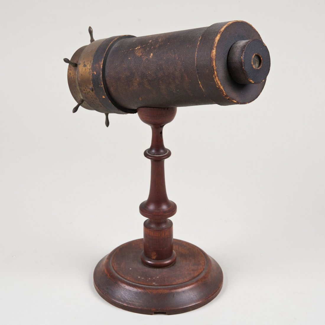 Bush Victorian kaleidoscope on turned stand: Bush Victorian kaleidoscope on turned stand: 19th c., marked "C. G. Bush & Co., Prov. R.I", base inscribed "Presented to O.J. Evans", 14"h x 10"l