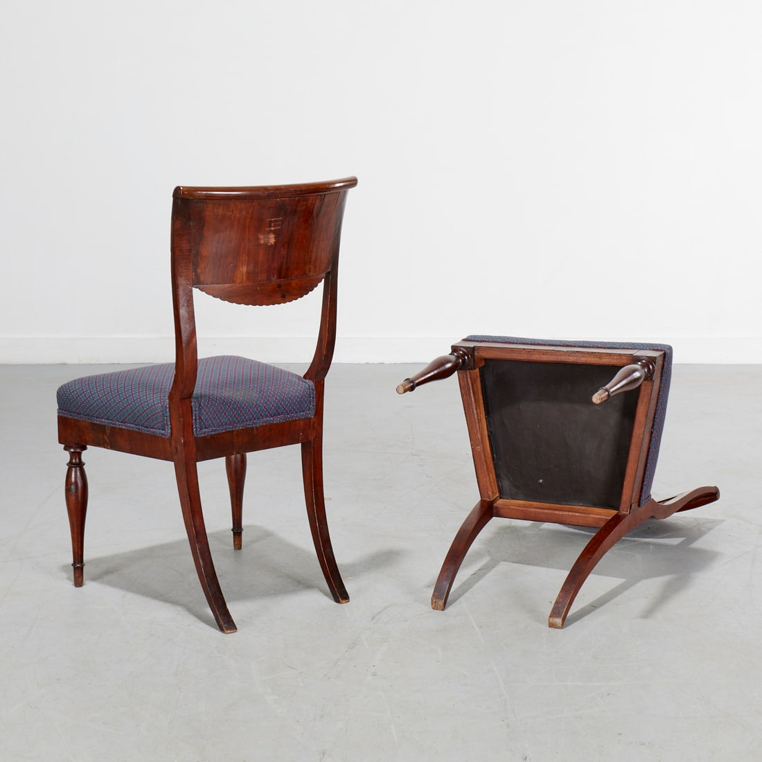 Pair Biedermeier walnut side chairs - 5