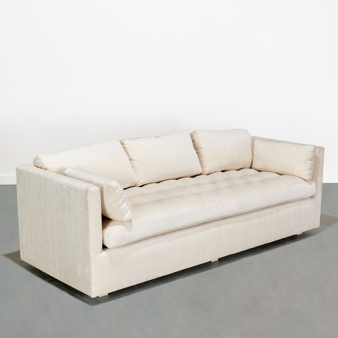 Nice custom upholstered button tufted sofa (1 of 5)